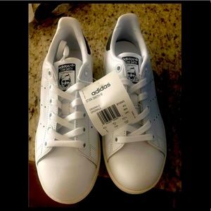 NIB Stan smith sneakers size 6